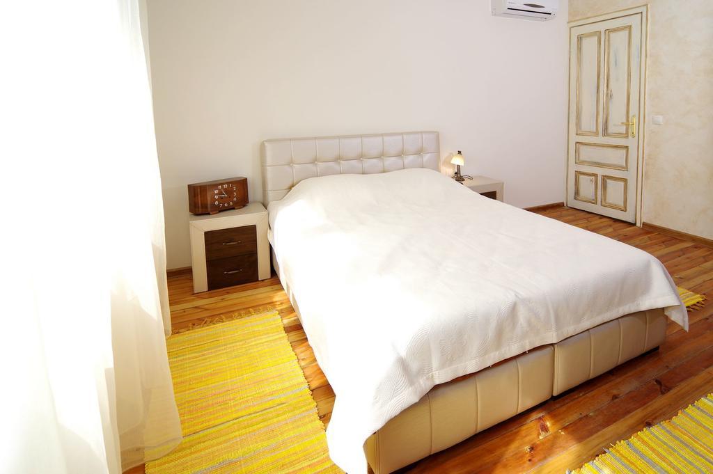 Art Guesthouse Vintage 부르가스 외부 사진